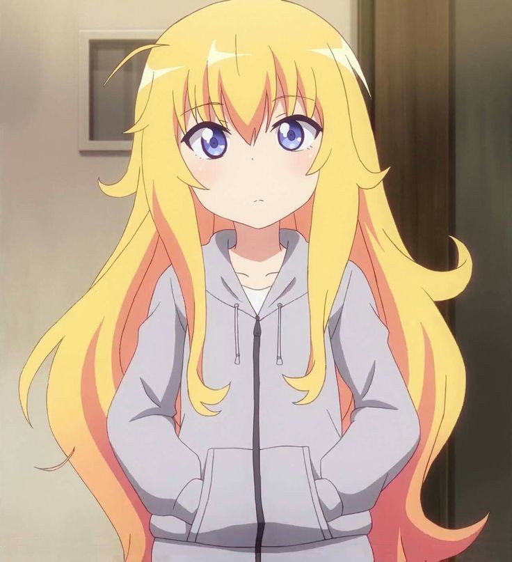 736x807