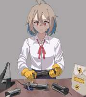 811x905