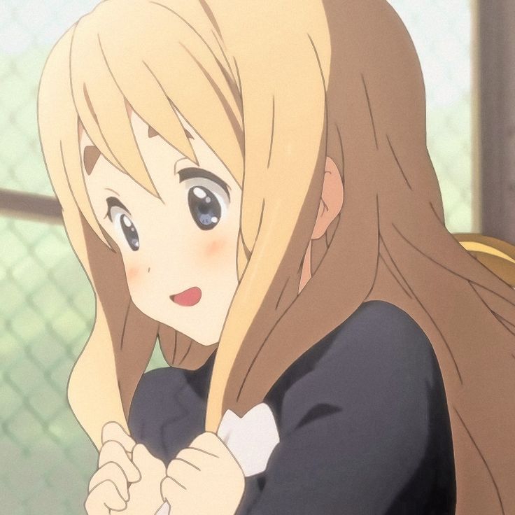 736x736