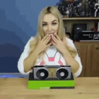 208x208