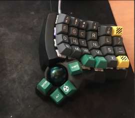 541x471