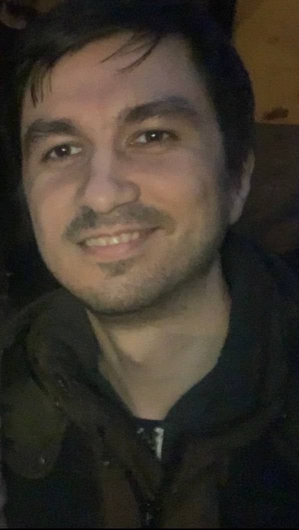 597x1058