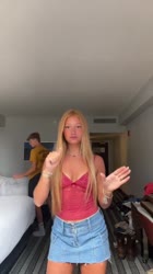 576x1024