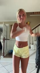 576x1024