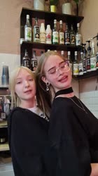 576x1024