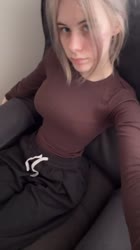 576x1024