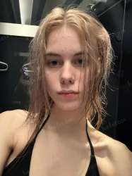 959x1280