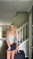 576x1022