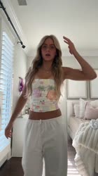 576x1024
