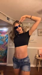 576x1024