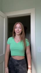 576x1024