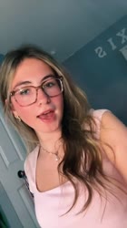 576x1024