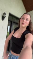 576x1024