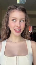 576x1024