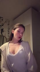576x1024
