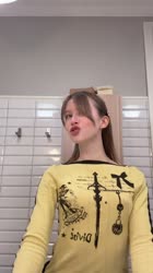 576x1024