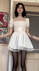 576x1024