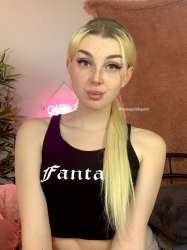 768x1024
