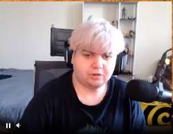 480x371