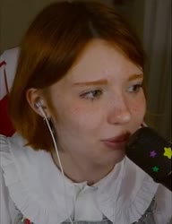520x676