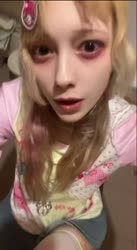704x1280