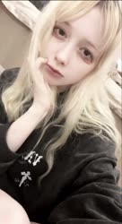 688x1258