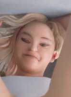 390x526