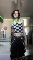 720x1280