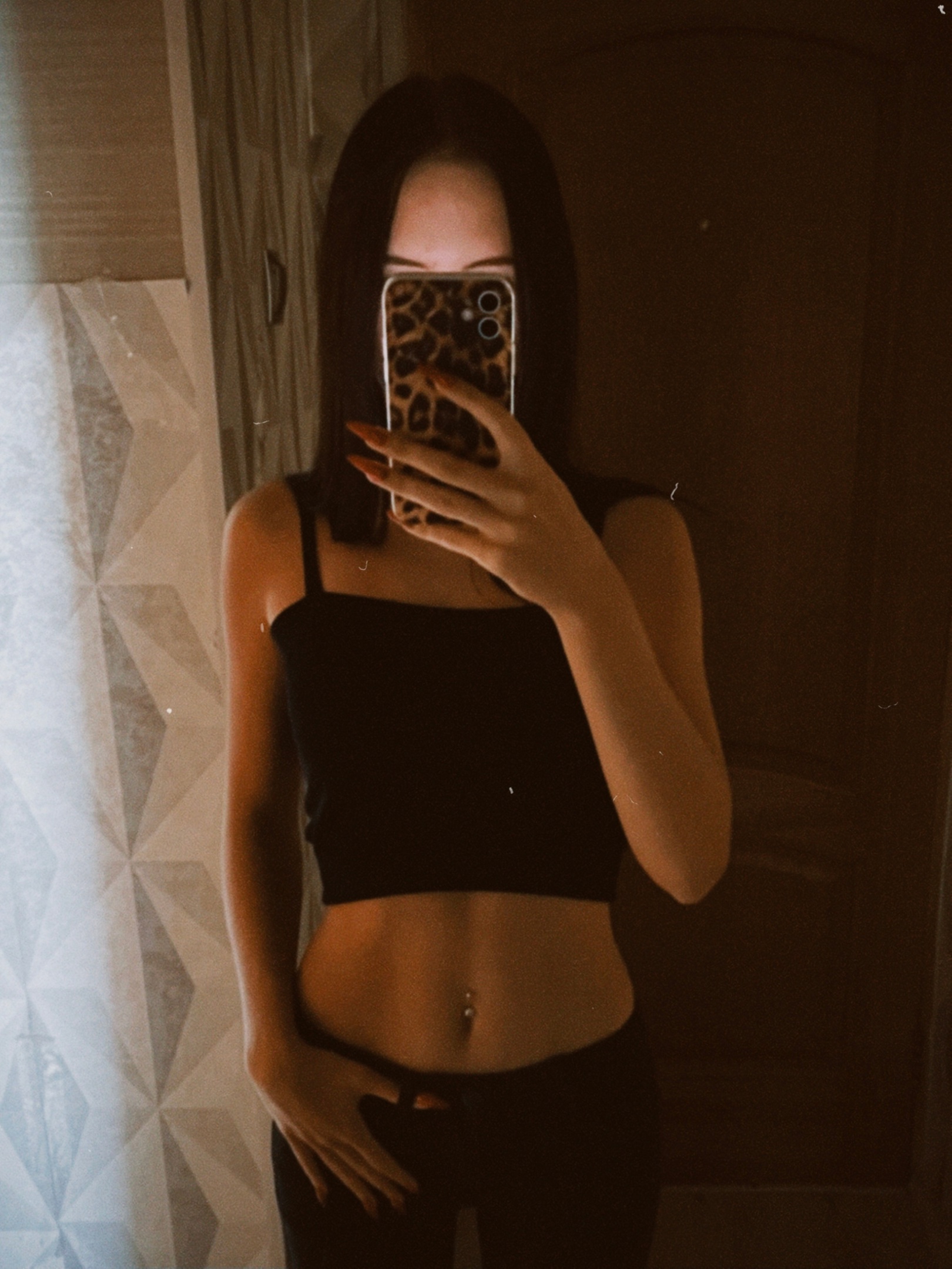 1620x2160