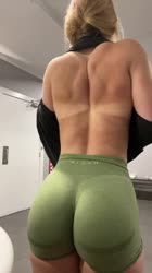 576x1024