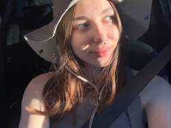 958x717