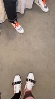 576x1024