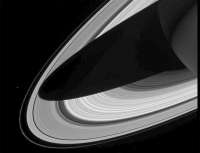 940x723