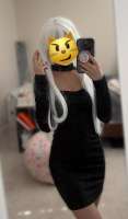 890x1518