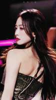 893x1588