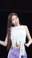 606x1078