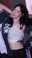438x778