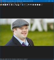 782x855