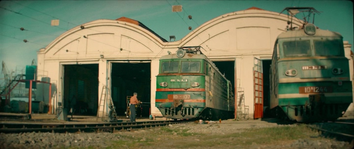 720x304