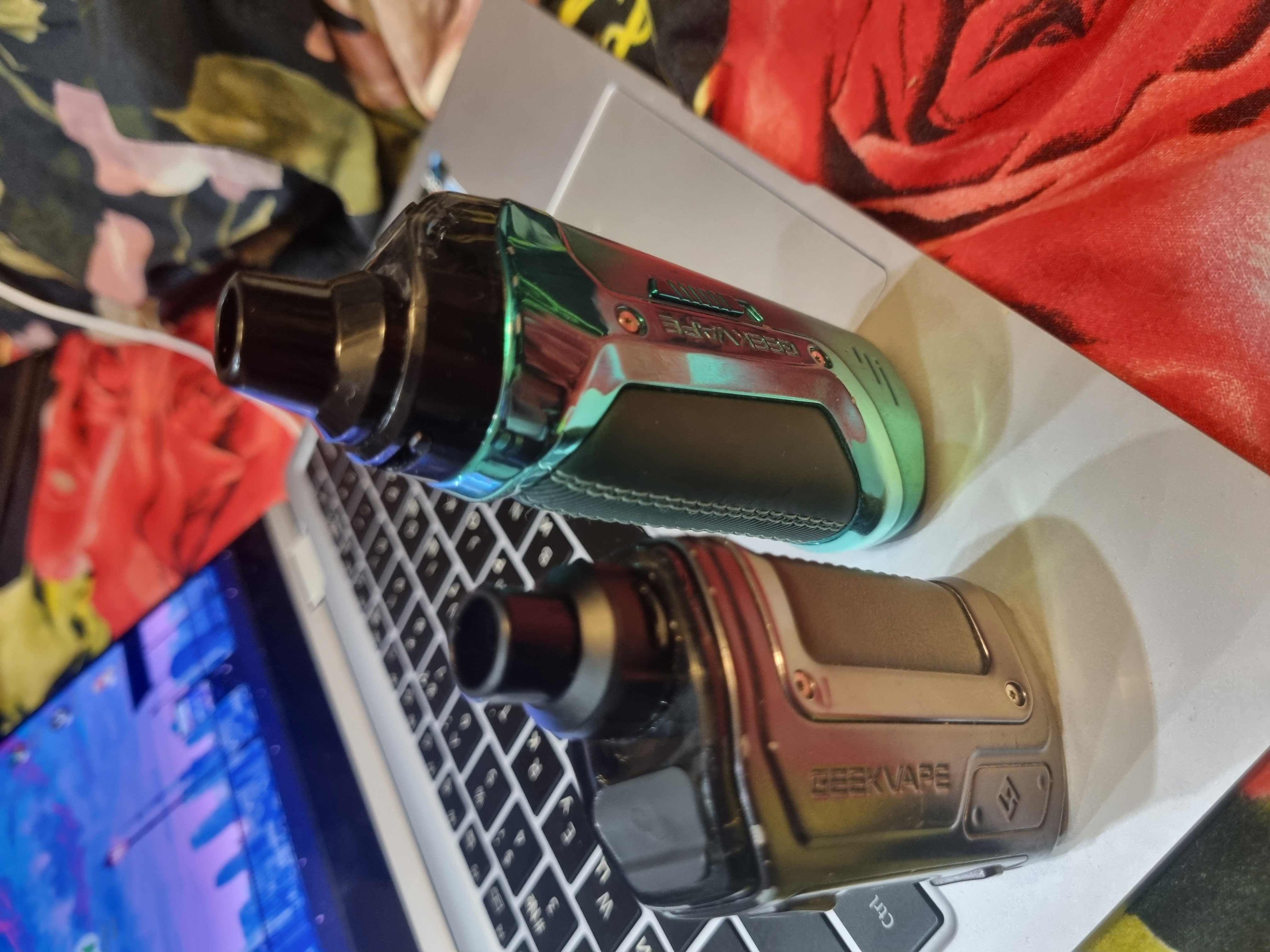 4032x3024