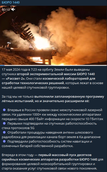 427x689